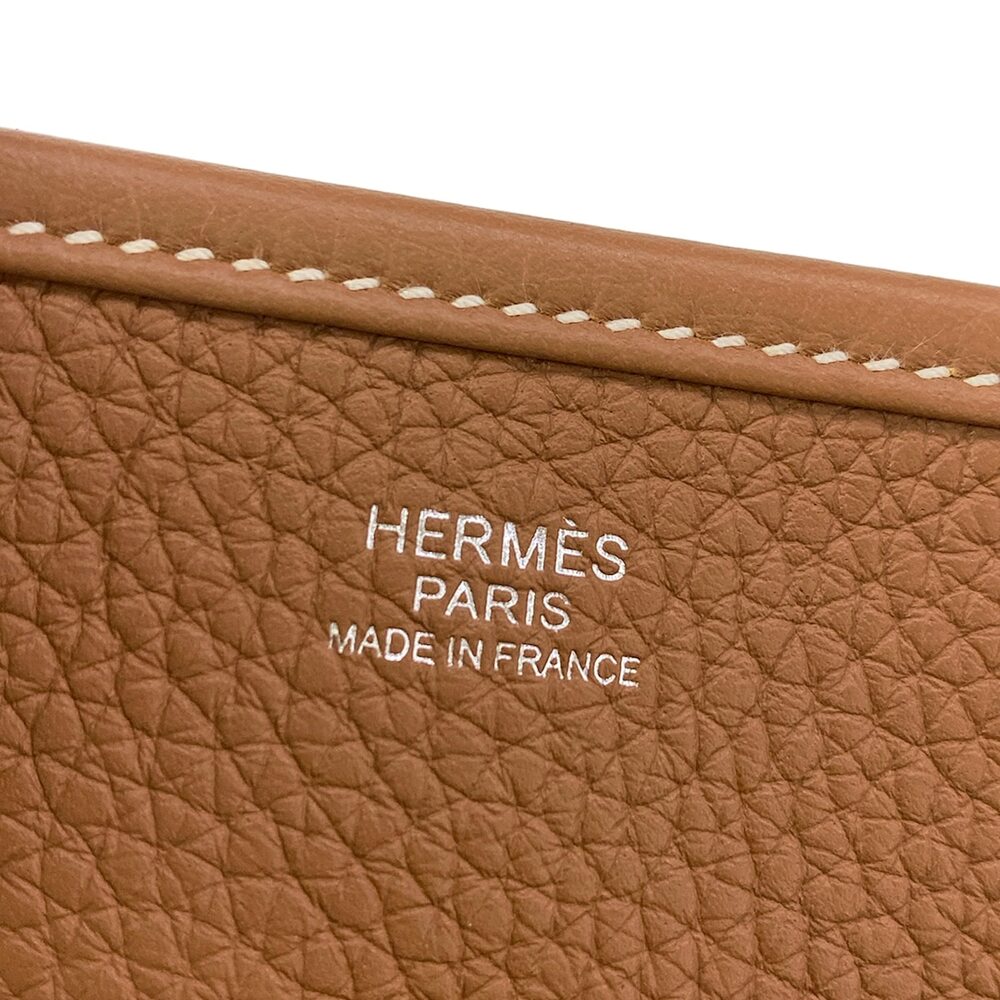 Hermès Evelyne III PM Shoulder Bag - Picture 12 of 16